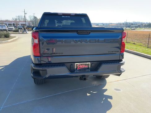 Used 2023 Chevrolet Silverado 1500 Custom w/ LPO, Dark Essentials Package image 8