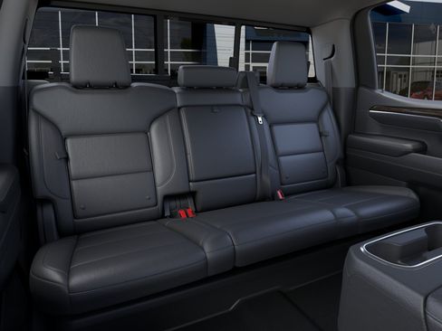 New 2026 GMC Sierra 1500 SLT AWD/4WD image 17