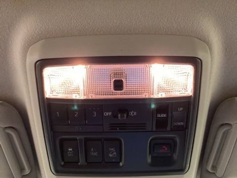 Used 2023 Toyota 4Runner SR5 Premium image 15