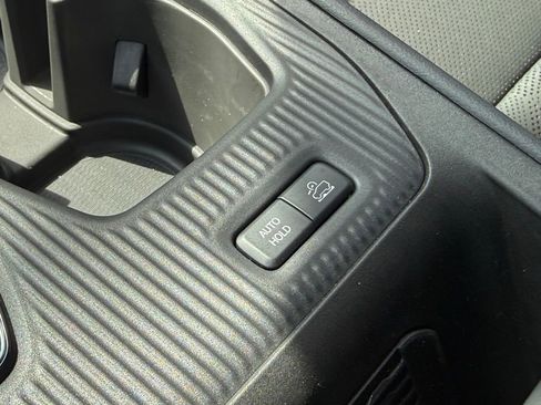 New 2026 Jeep Cherokee Overland w/ Trailer Tow Group image 26