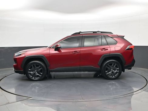 Used 2024 Toyota RAV4 Adventure w/ Convenience Package AWD/4WD image 9