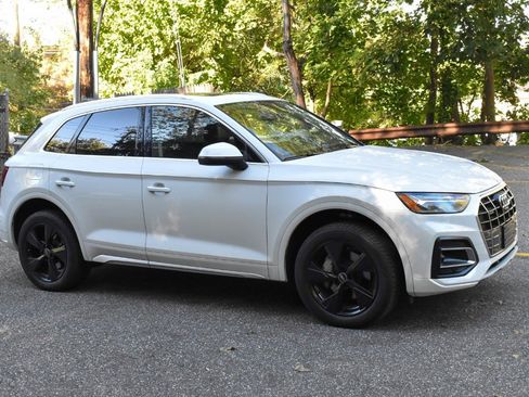 Used 2023 Audi Q5 2.0T Premium Plus image 12