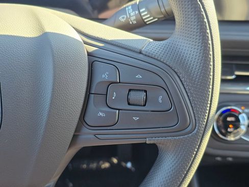 New 2026 Buick Envista Preferred FWD image 18