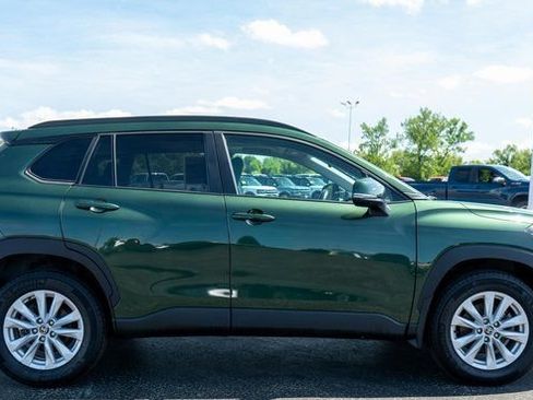 Used 2023 Toyota Corolla Cross LE w/ Moonroof Package AWD/4WD image 5