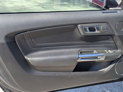 Used 2021 Ford Mustang GT Premium w/ Equipment Group 401A image 12