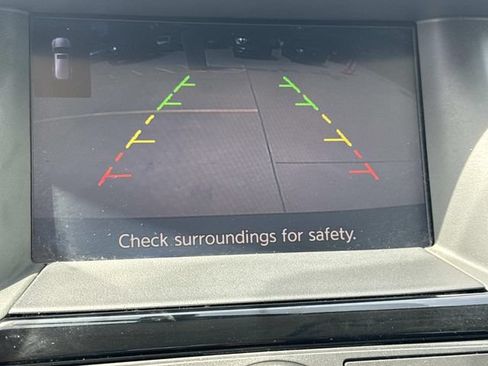 Used 2018 Nissan Pathfinder SV FWD image 25