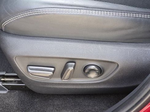 Used 2023 Toyota RAV4 Limited FWD image 11