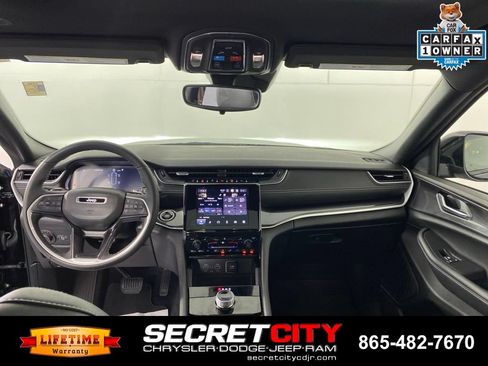 Used 2023 Jeep Grand Cherokee L Laredo AWD/4WD image 27