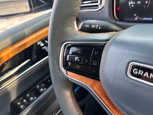 Used 2022 Jeep Grand Wagoneer Series II w/ Premium Group II image 28