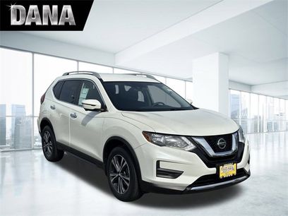 Used 2019 Nissan Rogue SV w/ Premium Package