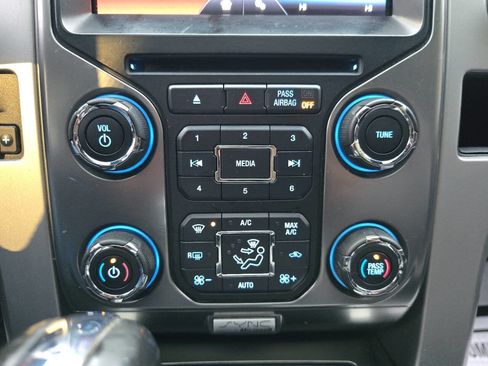 Used 2013 Ford F150 FX4 w/ Luxury Equipment Group image 27