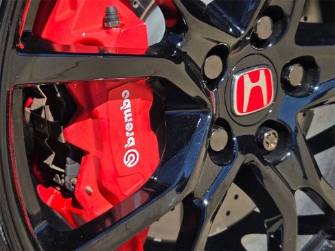 Used 2018 Honda Civic Type R image 33