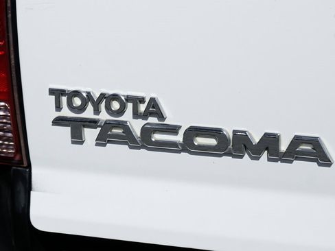 Used 2014 Toyota Tacoma 2WD Access Cab image 42