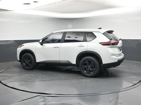 New 2026 Nissan Rogue SV w/ Cold Weather Package image 3