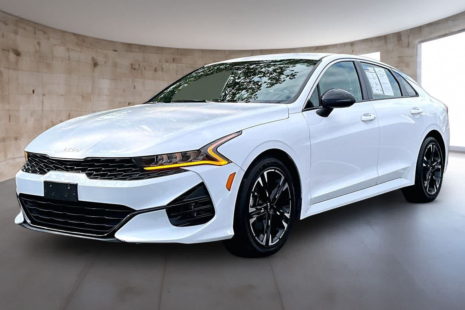 Used 2022 Kia K5 GT-Line FWD image 3