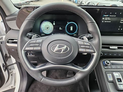 Used 2025 Hyundai Palisade Limited AWD/4WD image 17