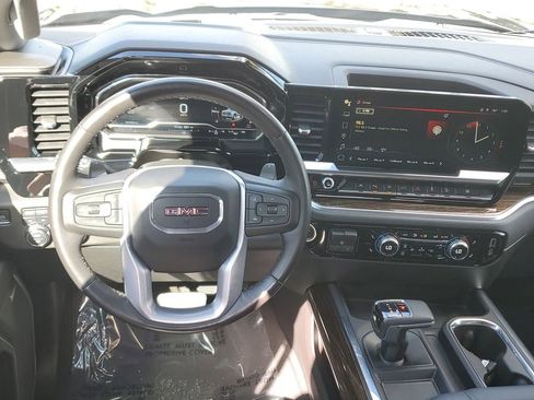 Certified 2022 GMC Sierra 1500 Elevation w/ Elevation Premium Package image 15