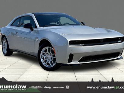 New 2025 Dodge Charger R/T w/ Sun & Sound Package