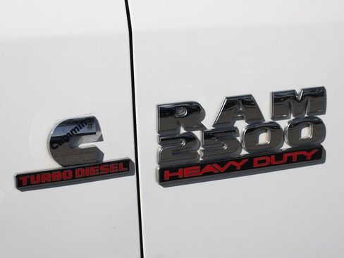 Used 2017 RAM 2500 SLT image 42