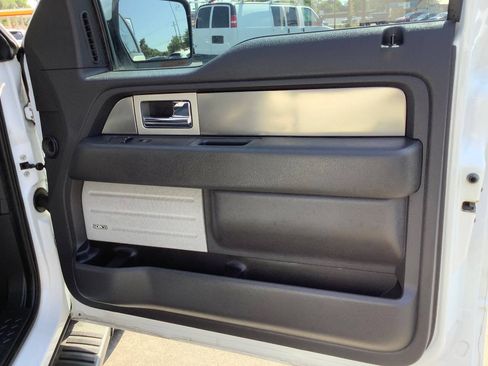 Used 2014 Ford F150 FX4 w/ Equipment Group 402A Luxury AWD/4WD image 42