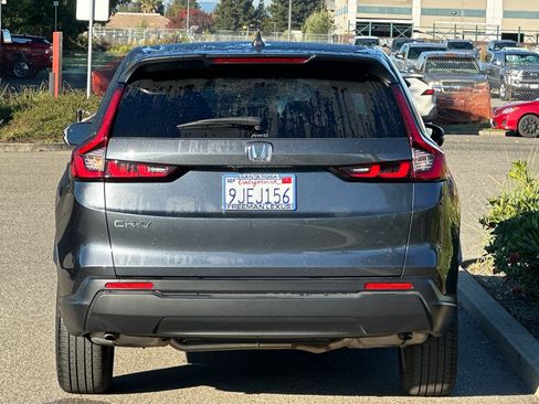 Used 2024 Honda CR-V EX image 5