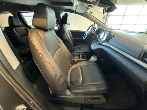 Used 2023 Honda Odyssey EX-L image 26