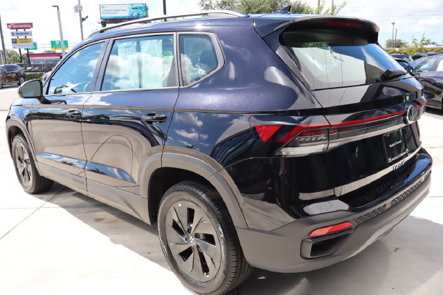 Used 2025 Volkswagen Taos S FWD image 6