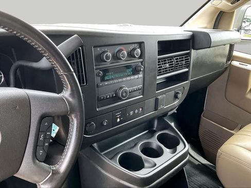 Used 2021 Chevrolet Express 2500 w/ Driver Convenience Package RWD image 6