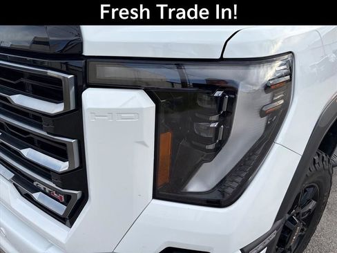 Certified 2024 GMC Sierra 2500 AT4 w/ AT4 Preferred Package image 4