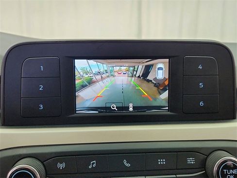 Used 2022 Ford Escape S image 15