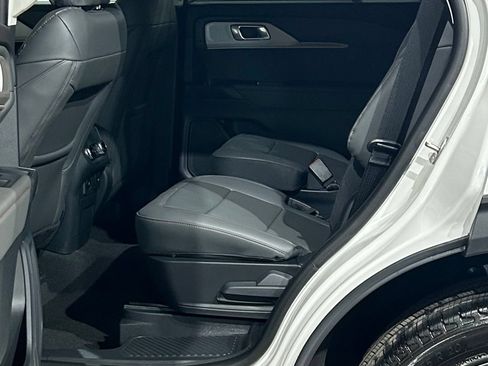New 2026 Ford Explorer Active w/ Active Comfort Package AWD/4WD image 49