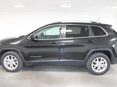 Used 2014 Jeep Cherokee Latitude FWD image 6