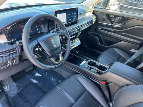 Used 2023 Lincoln Corsair AWD w/ Equipment Group 101A image 11