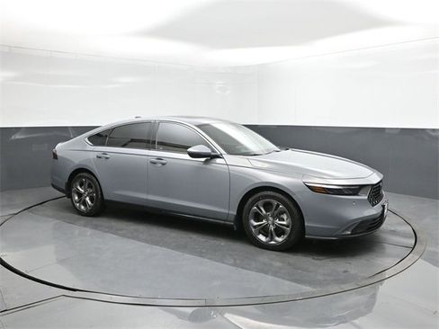 Used 2023 Honda Accord EX-L image 17