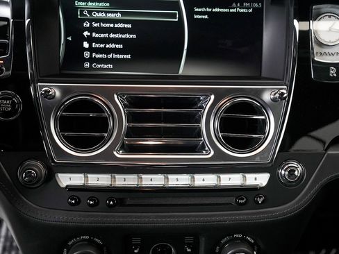 Used 2020 Rolls-Royce Dawn image 34