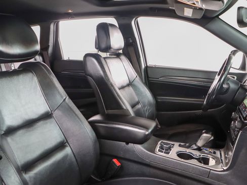 Used 2022 Jeep Grand Cherokee Limited AWD/4WD image 27
