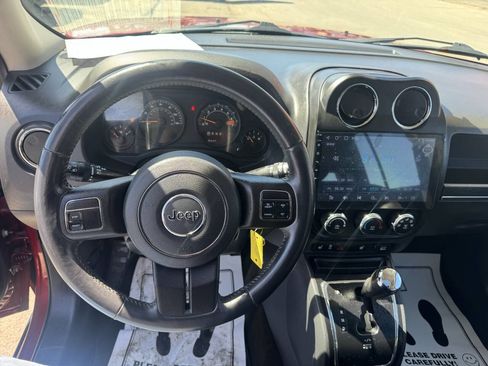 Used 2015 Jeep Patriot High Altitude FWD image 8