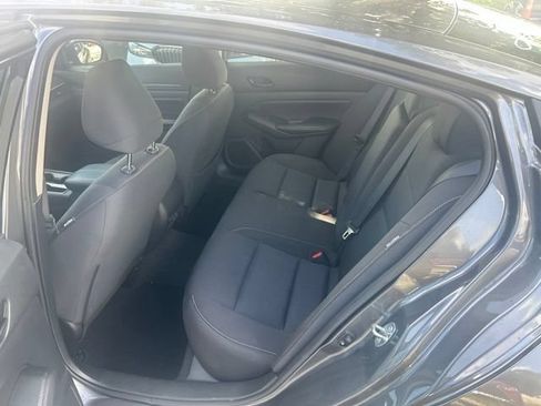 Used 2025 Nissan Altima 2.5 SV FWD image 6