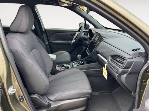 Certified 2025 Subaru Forester Premium AWD/4WD image 15