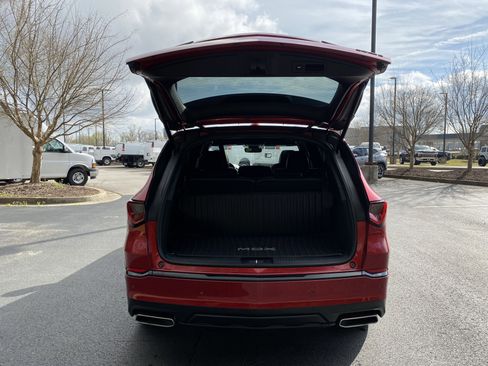 Used 2022 Acura MDX A-Spec image 11