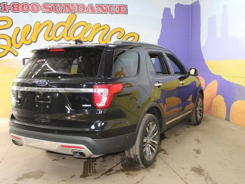 Used 2017 Ford Explorer Platinum AWD/4WD image 8