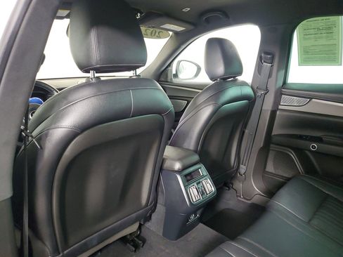 Used 2024 Maserati Grecale GT image 44