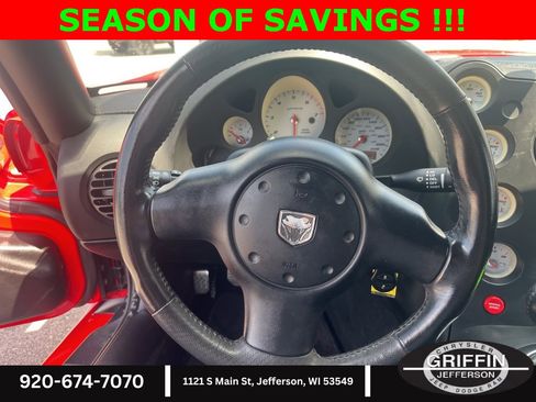 Used 2003 Dodge Viper SRT-10 image 17