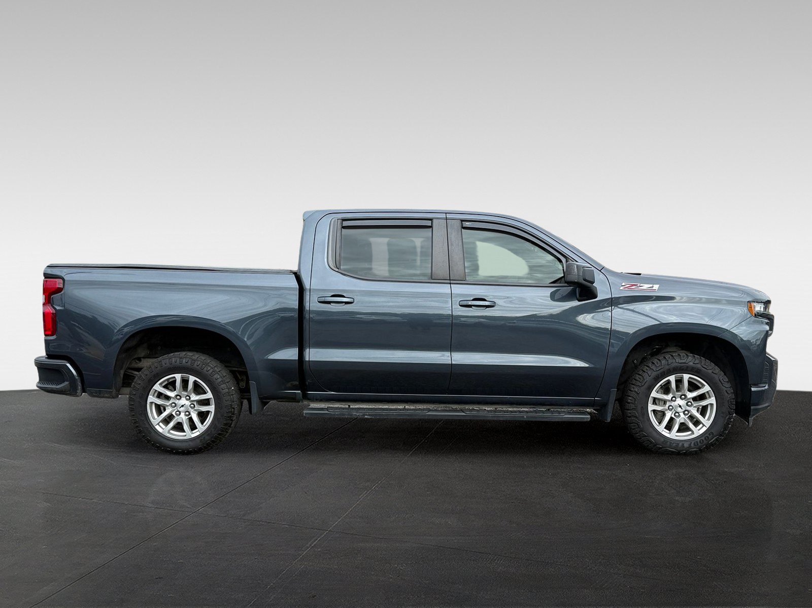 Used 2021 Chevrolet Silverado 1500 RST AWD/4WD image 4