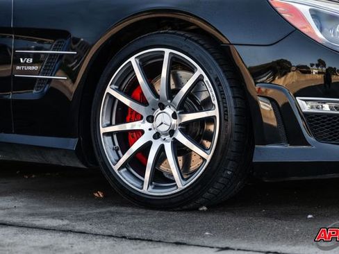 Used 2016 Mercedes-Benz SL 63 AMG AMG SL 63 w/ Driver Assistance Package image 64