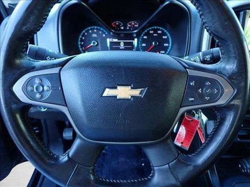 Used 2018 Chevrolet Colorado Z71 image 12