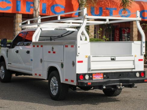 Used 2018 Ford F350 XLT image 7