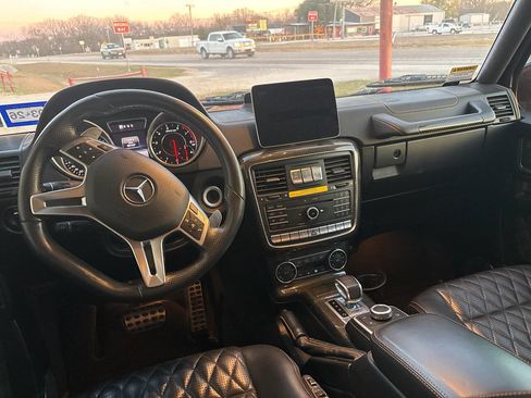 Used 2018 Mercedes-Benz G 63 AMG AMG G 63 AWD 4MATIC 4dr SUV image 2