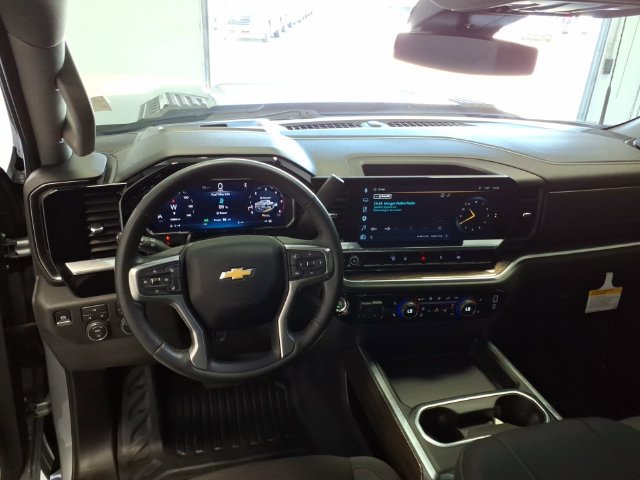 Used 2026 Chevrolet Silverado 3500 LT w/ Convenience Package AWD/4WD image 21