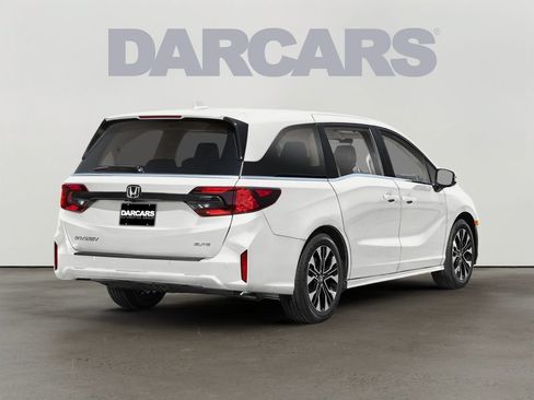 New 2026 Honda Odyssey Elite image 3
